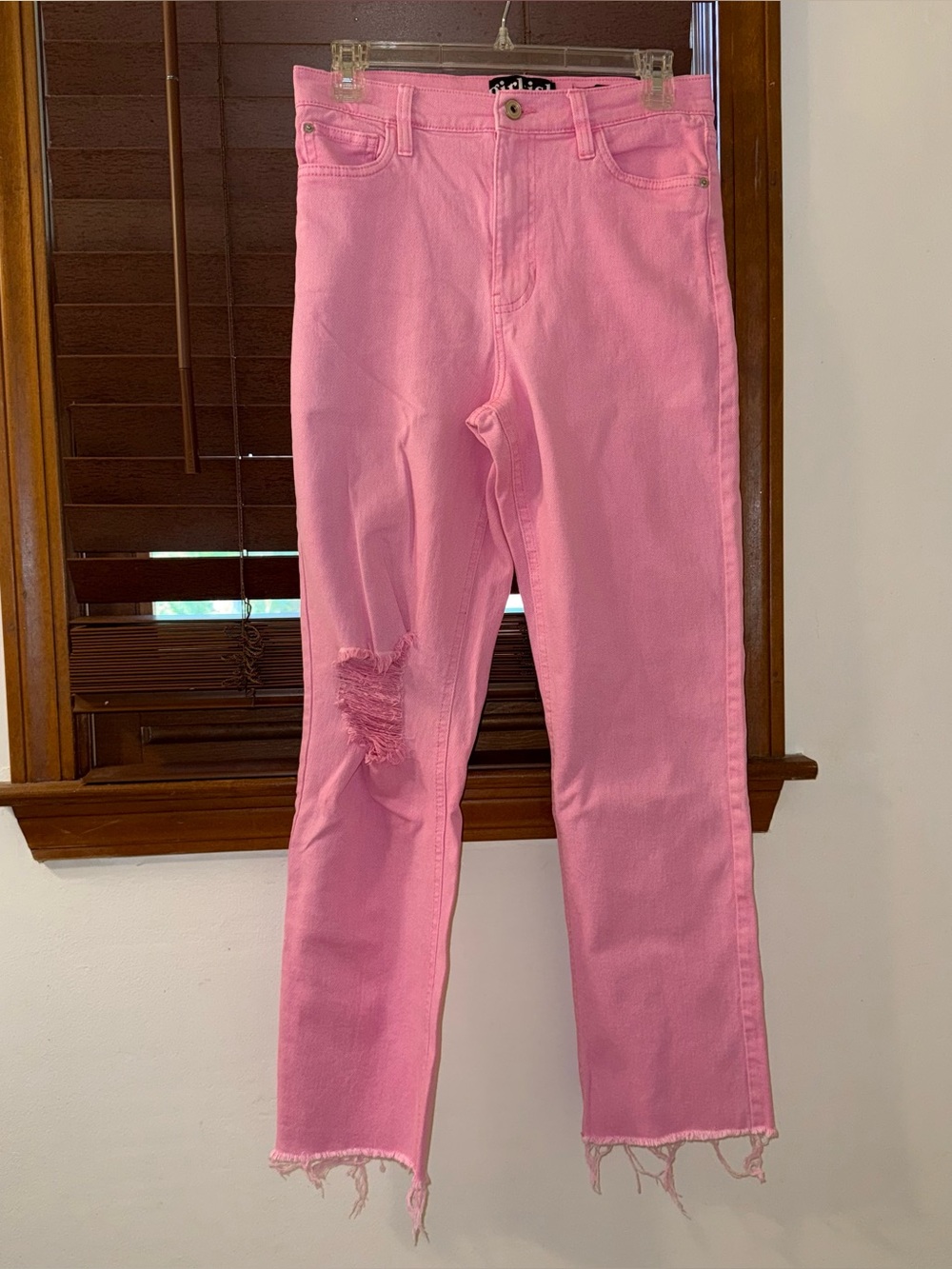 PRE-OWNED Girl-Ish Ultra High-Rise Slim Straight Pink Denim Jeans 7/28